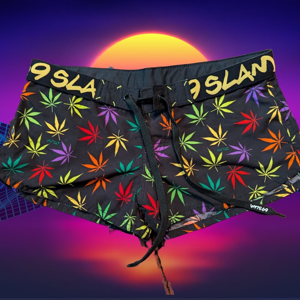 Women's 69 SLAM xs weed leaf board shorts (Thailand)